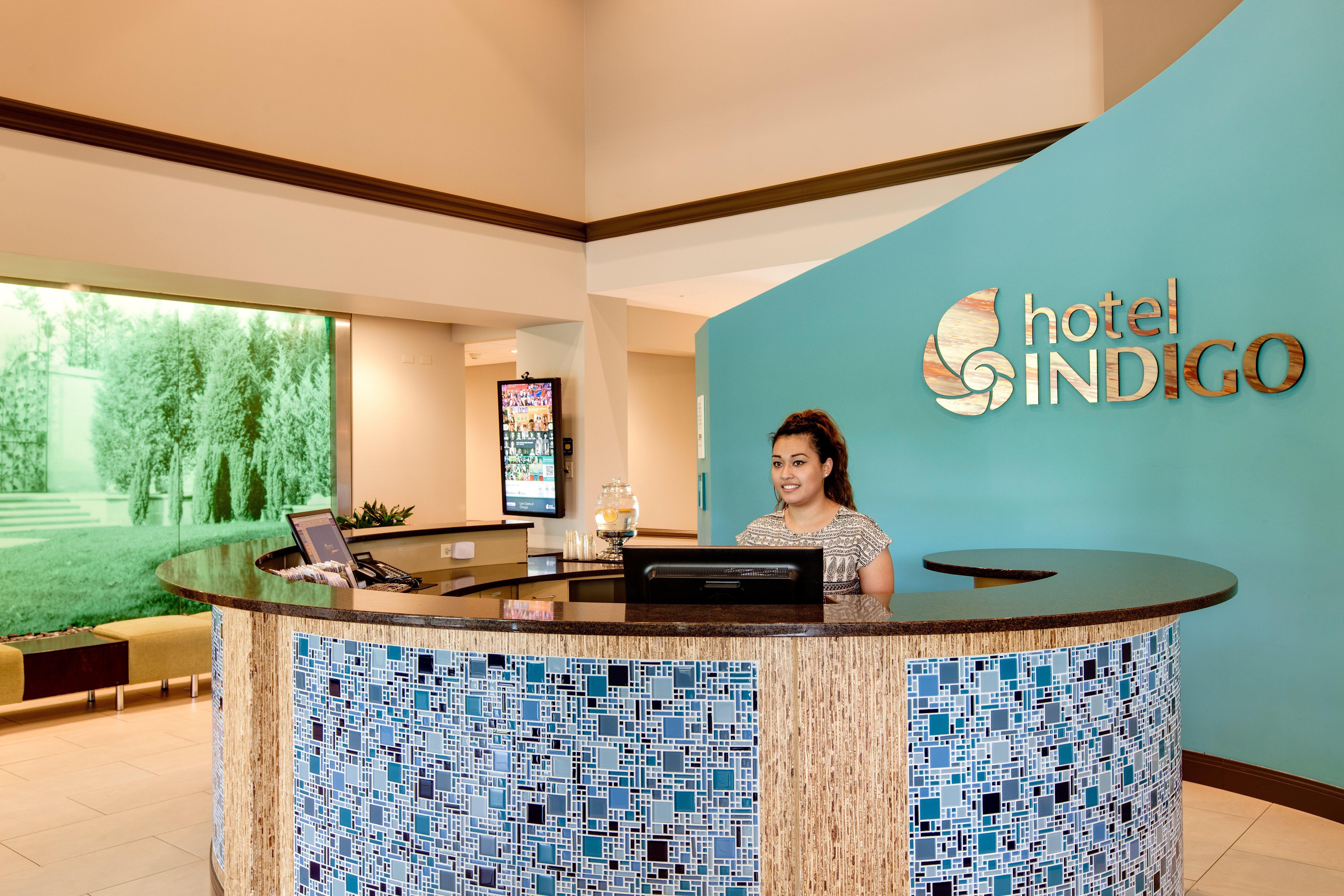 Hotel Indigo Chicago - Vernon Hills By Ihg Exterior photo
